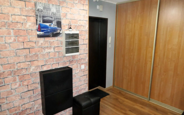 Home hotel 96 on Shchorsa street 103