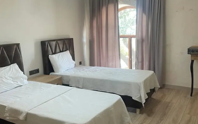 Çeşme Butik Otel Restaurant Cafe
