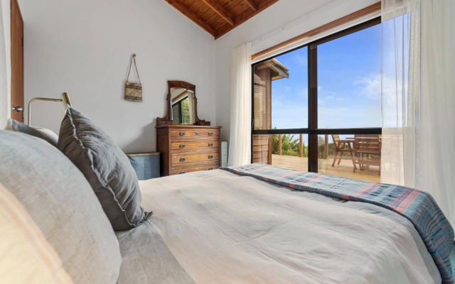 Perfectly Piha - Piha Holiday Home