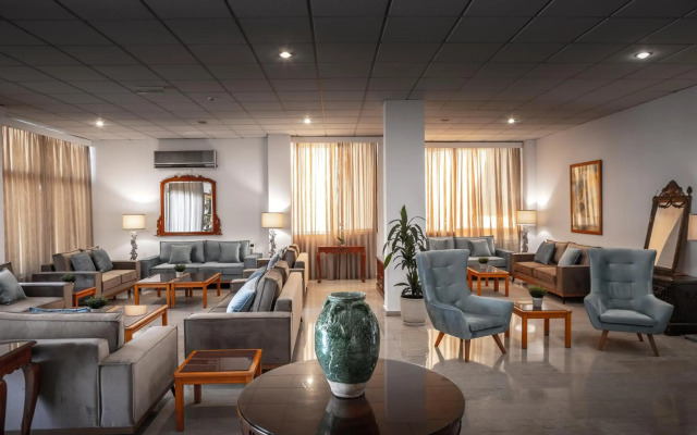 Stephanos Hotel Apts