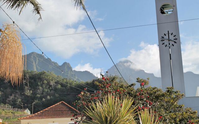 Dinis Country Cottage by Our Madeira