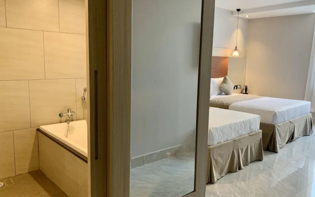 Holiday 2 Hotel