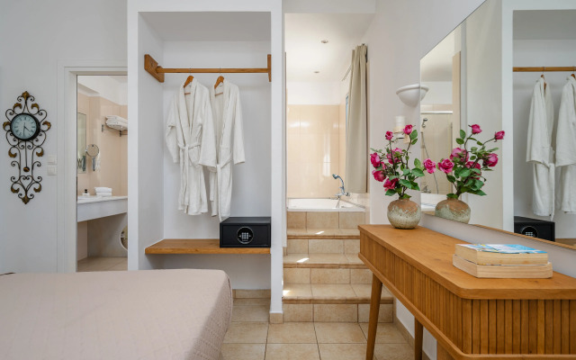 Mitos Suites