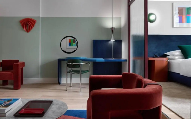 Kimpton Main Frankfurt by IHG