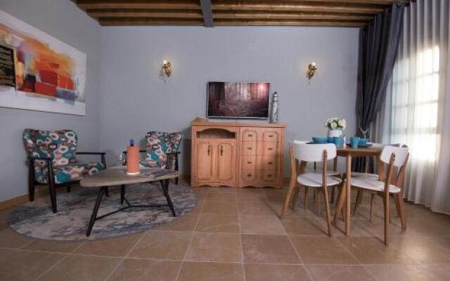 Zarqa Luxury Suites - Couples Only