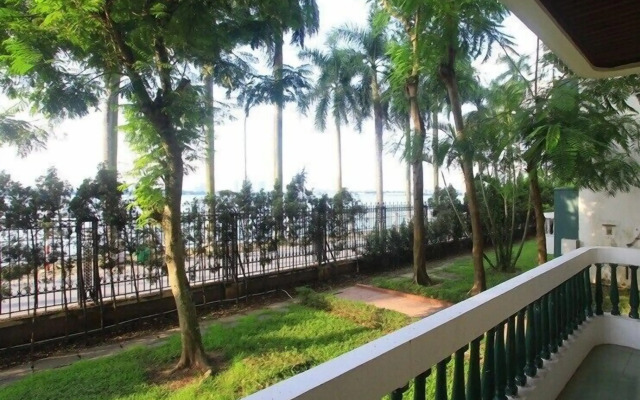 Coco Flower Village Serviced Apartment