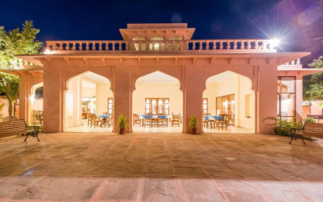 Hotel Dev Vilas