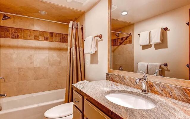 Aspenwood L17 - 2 Bedrooms Condo