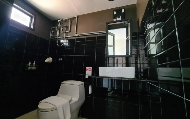 The 8 Factory Hotel Phitsanulok