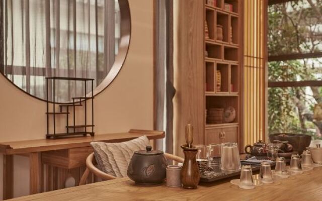 Nanhua Xingyang Garden Hotel