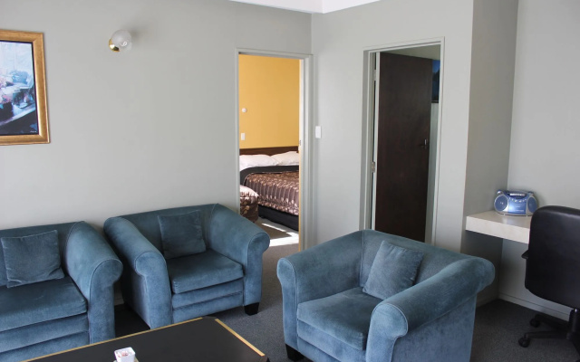 Aorangi Moanor Motel
