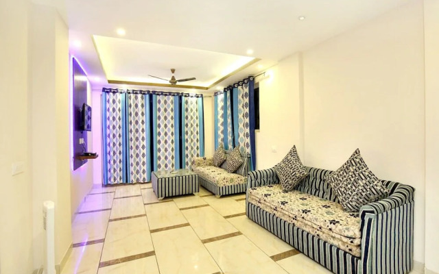 OYO 12324 Home Luxury 2BHK Kasauli