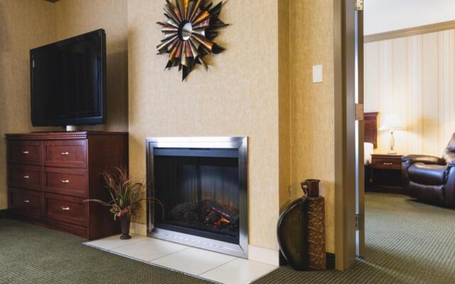 Redwood Inn & Suites - Grande Prairie
