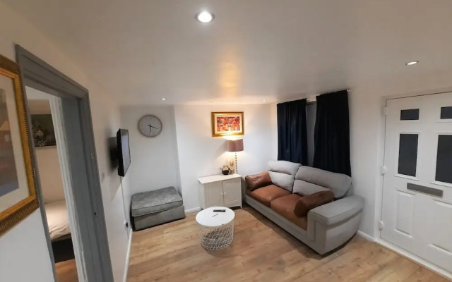 3-bed House in Colchester With Parking and Wifi
