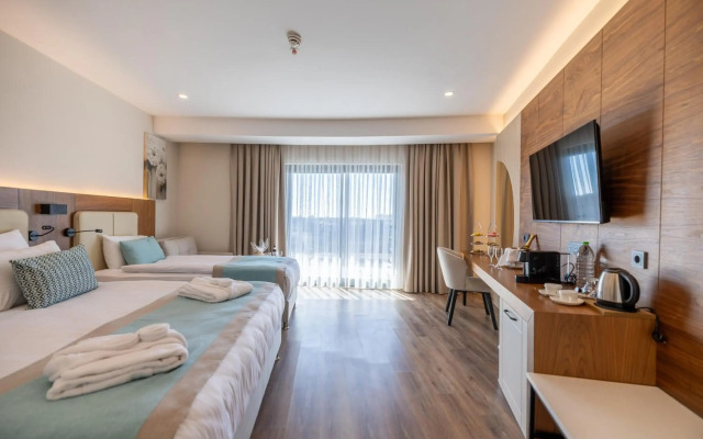 Side Moon Palace Hotel