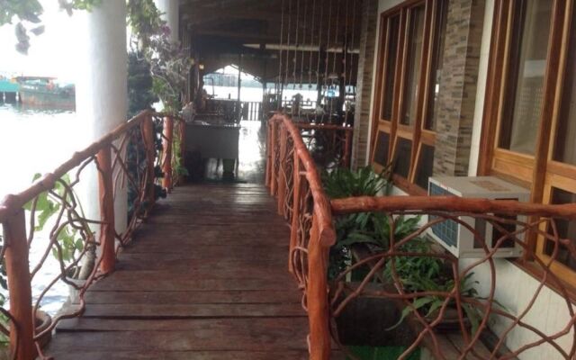 Coron Sunrise Pension House