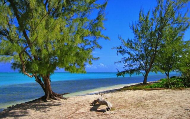 S1 BP Steps to Beach Car Value Service