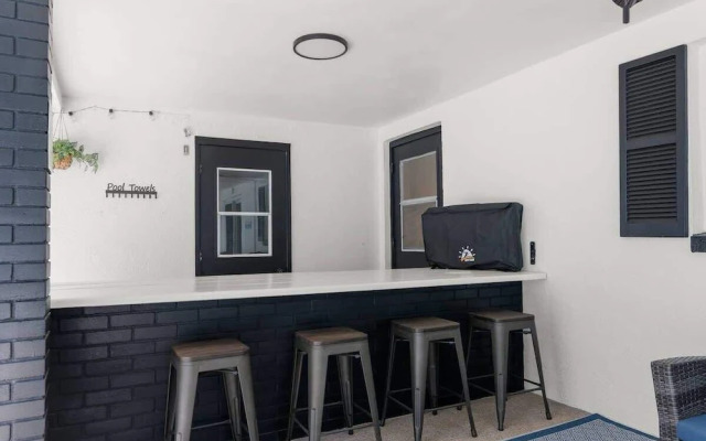 Brooksville Oasis! 3 Bedroom, Heated Pool Home