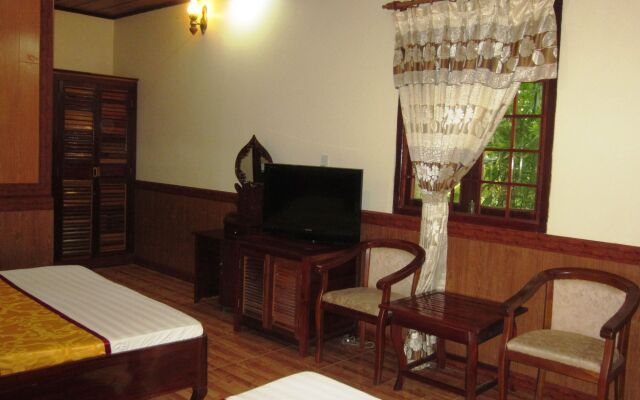 My Khanh Tourist Village