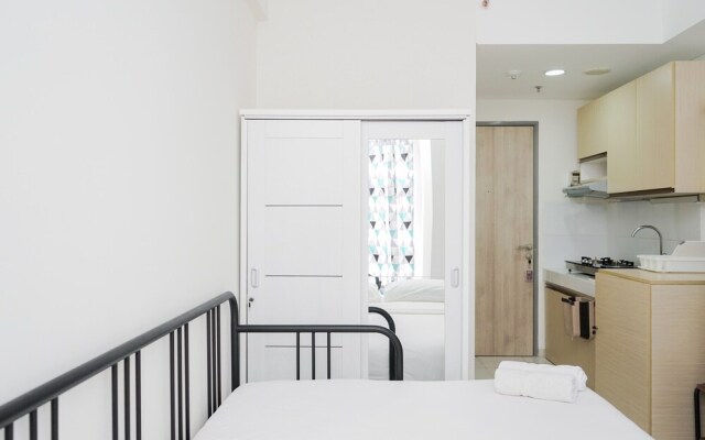 Comfy and Minimalist Studio Akasa Pure Living Apartment