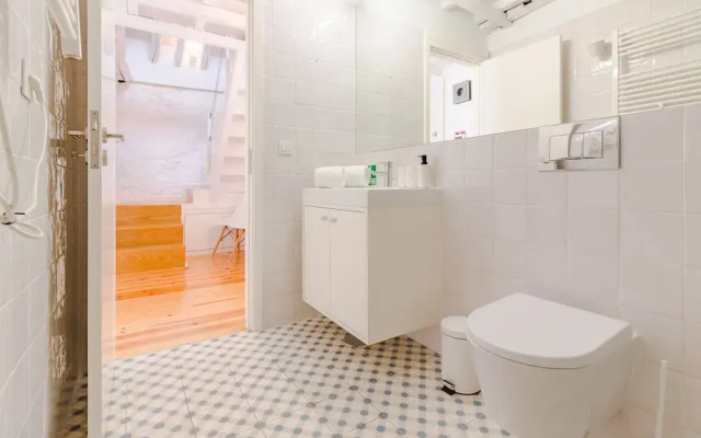 Central Porto With Comfort & Convenience