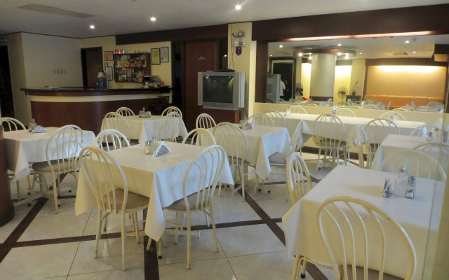 Paragon Suites