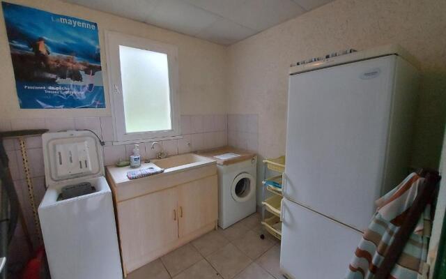 Gîte Saint-Mars-sur-la-Futaie, 3 pièces, 4 personnes - FR-1-600-150