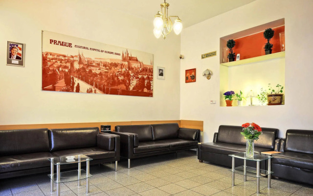 Hotel Golden City Garni