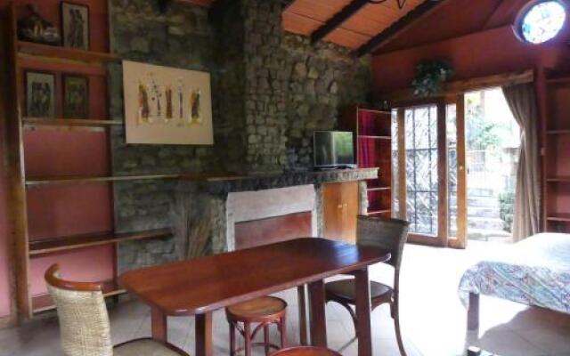 Lake View Studios