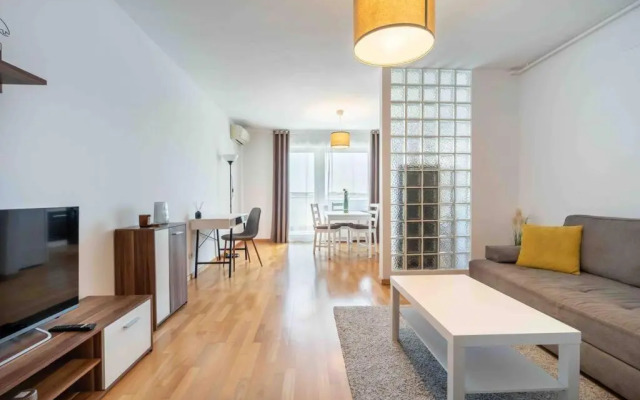 Perfect Studio with View and Undergound parking