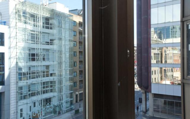 Tower Bridge Apartment