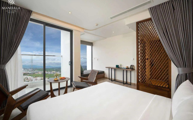 Kira Kira 'S Apartment, Apec Mandala Phu Yen