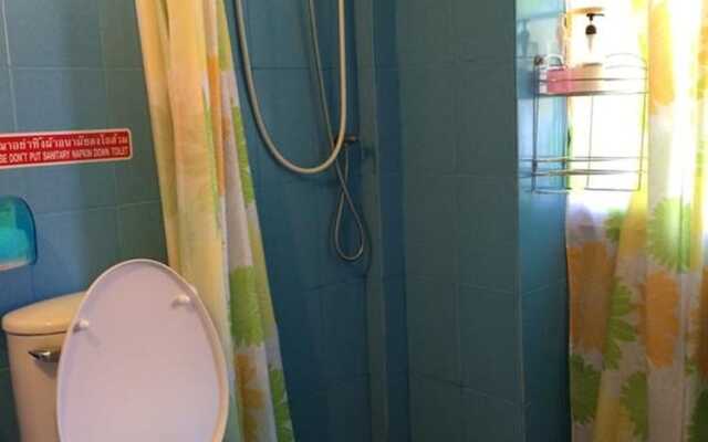 The Living Place 2 - Hostel