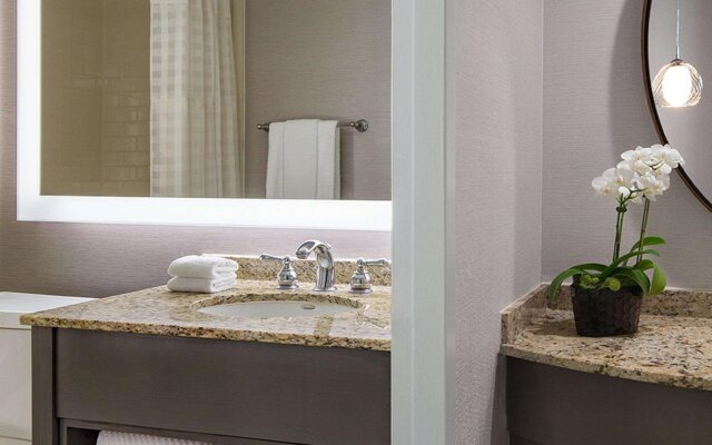 Embassy Suites Philadelphia Center City