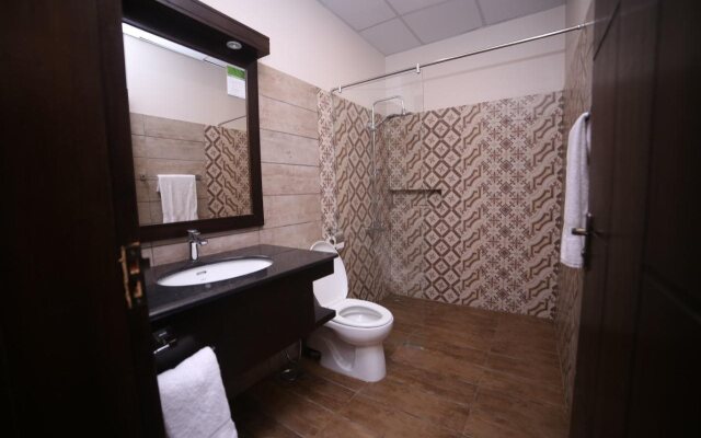 Zifan Hotel & Suites