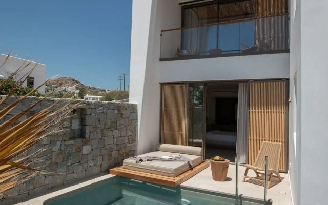 Nuca Mykonos
