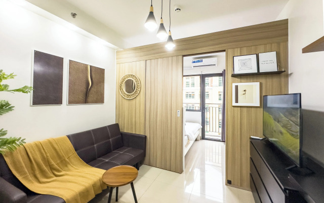 Staycation Shore 2 MOA Pasay