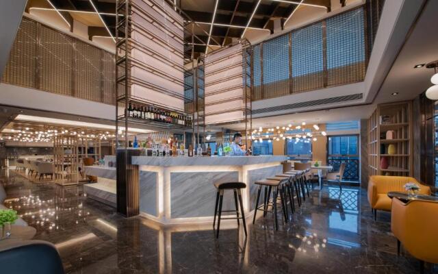 Golden Tulip Hotel