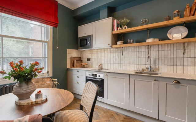 YourApartment  Cotham Arms