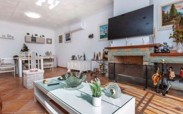 House Aguilera Tordera