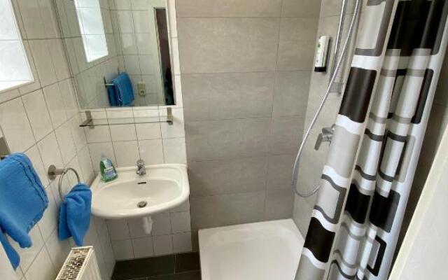 Apartment 2P. Balkon Zentral 1.4