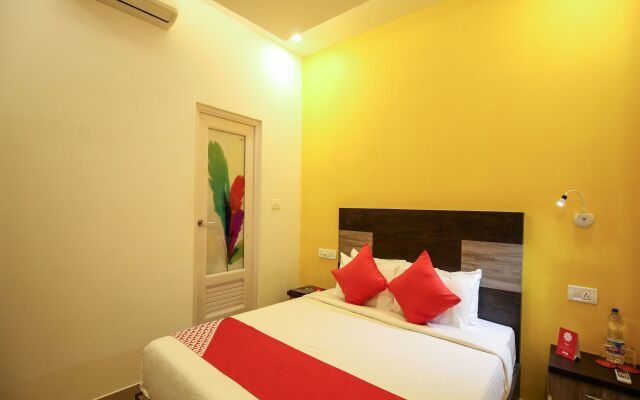 Rail View Residency by OYO Rooms