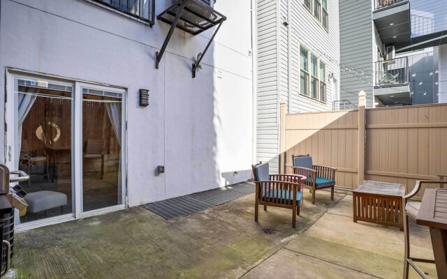 Cozy Philadelphia Studio, Near Center City!