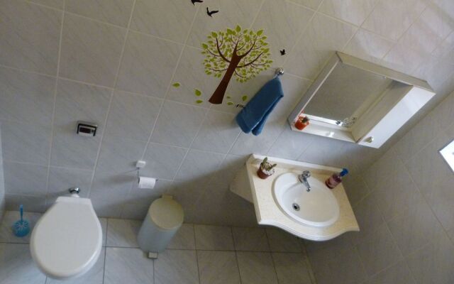 Sanja Hostel