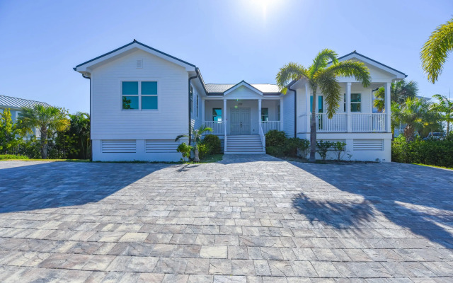 Capmar House   Personal Chauffeur, Key West