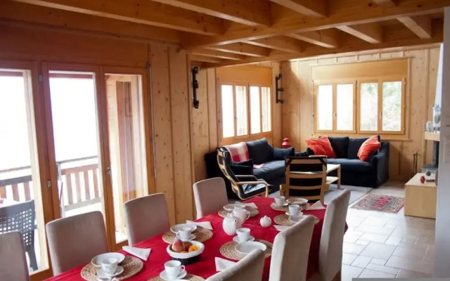 Spacious Chalet Amidst Mountains