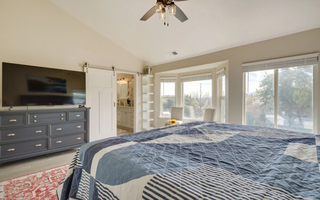 4 Mi to Downtown Reno: Spacious Family Retreat!