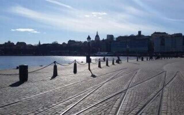 Dockside Hostel Old Town