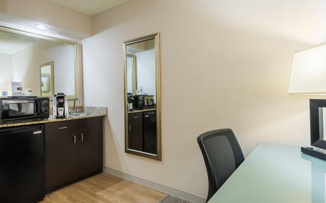 Holiday Inn Express & Suites Kendall East Miami by IHG