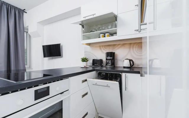 Studio Lubelska Cracow by Renters